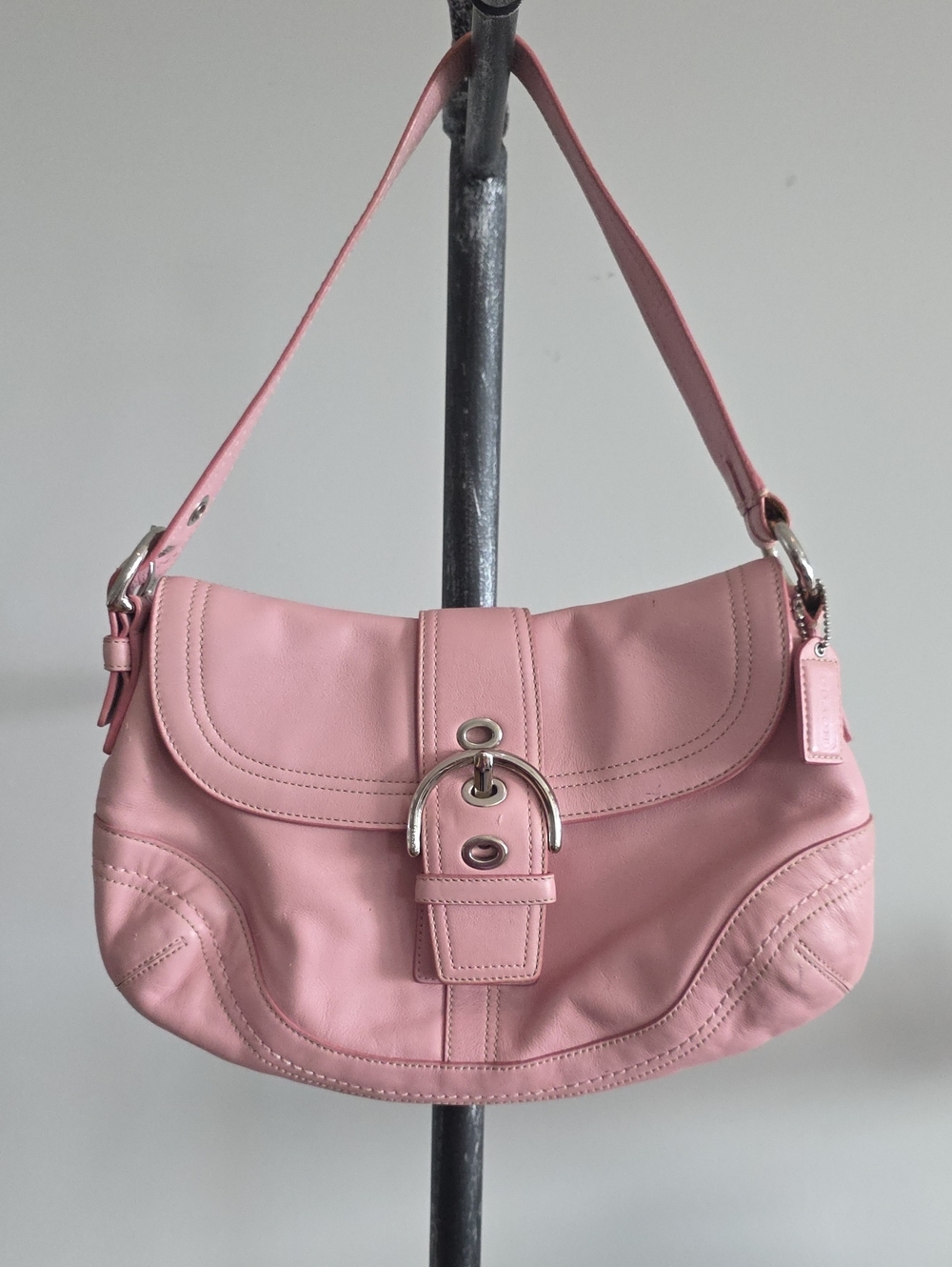 Vintage Coach Soho Shoulder Bag In Pink Leather